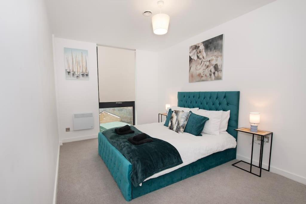 Апартаменты Deluxe 2 Bed York Flat With Gym Sleeps 6 Экстерьер фото